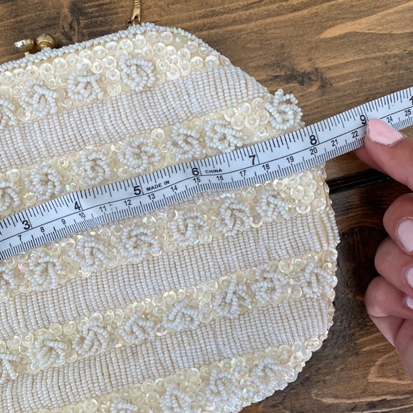Beautiful vintage pearl purse - Picture 5 of 6